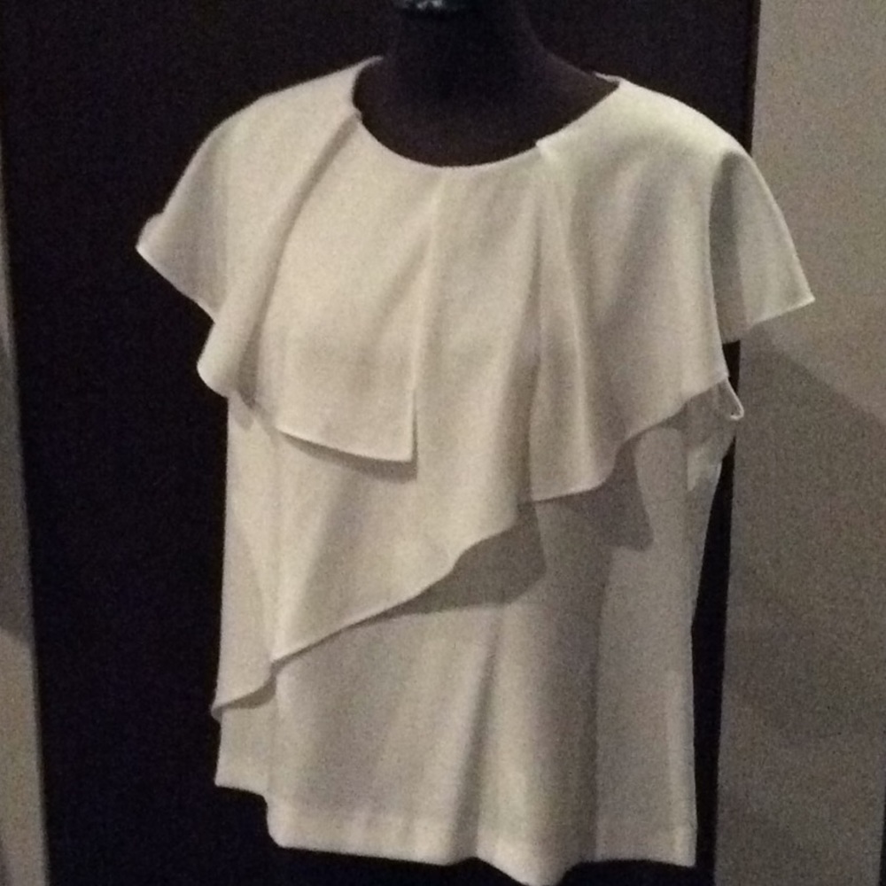 Zara Basic cream sleeveless flounce top Sz XL